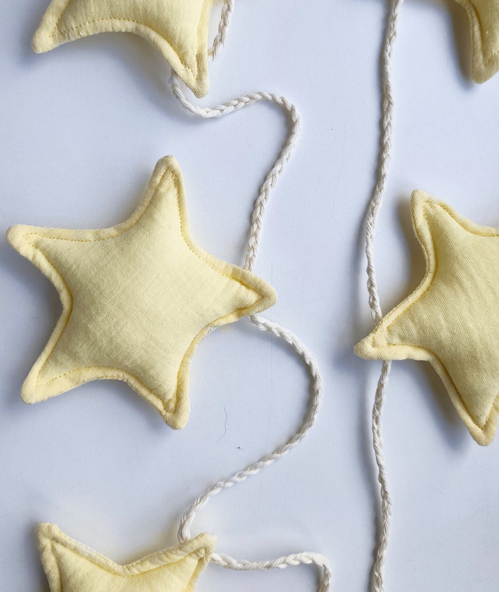 Butter Yellow Star Garland