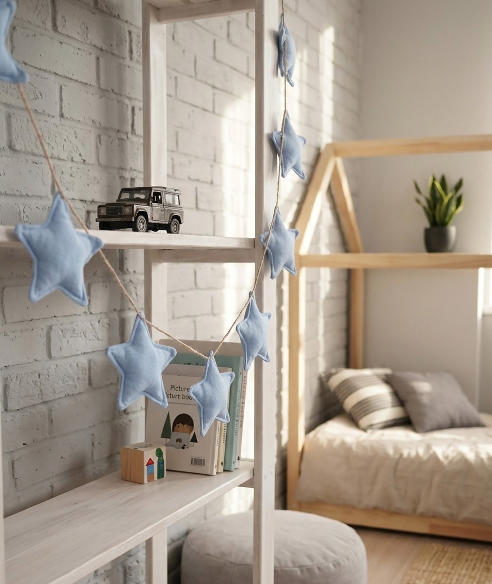 Baby Blue Star Garland