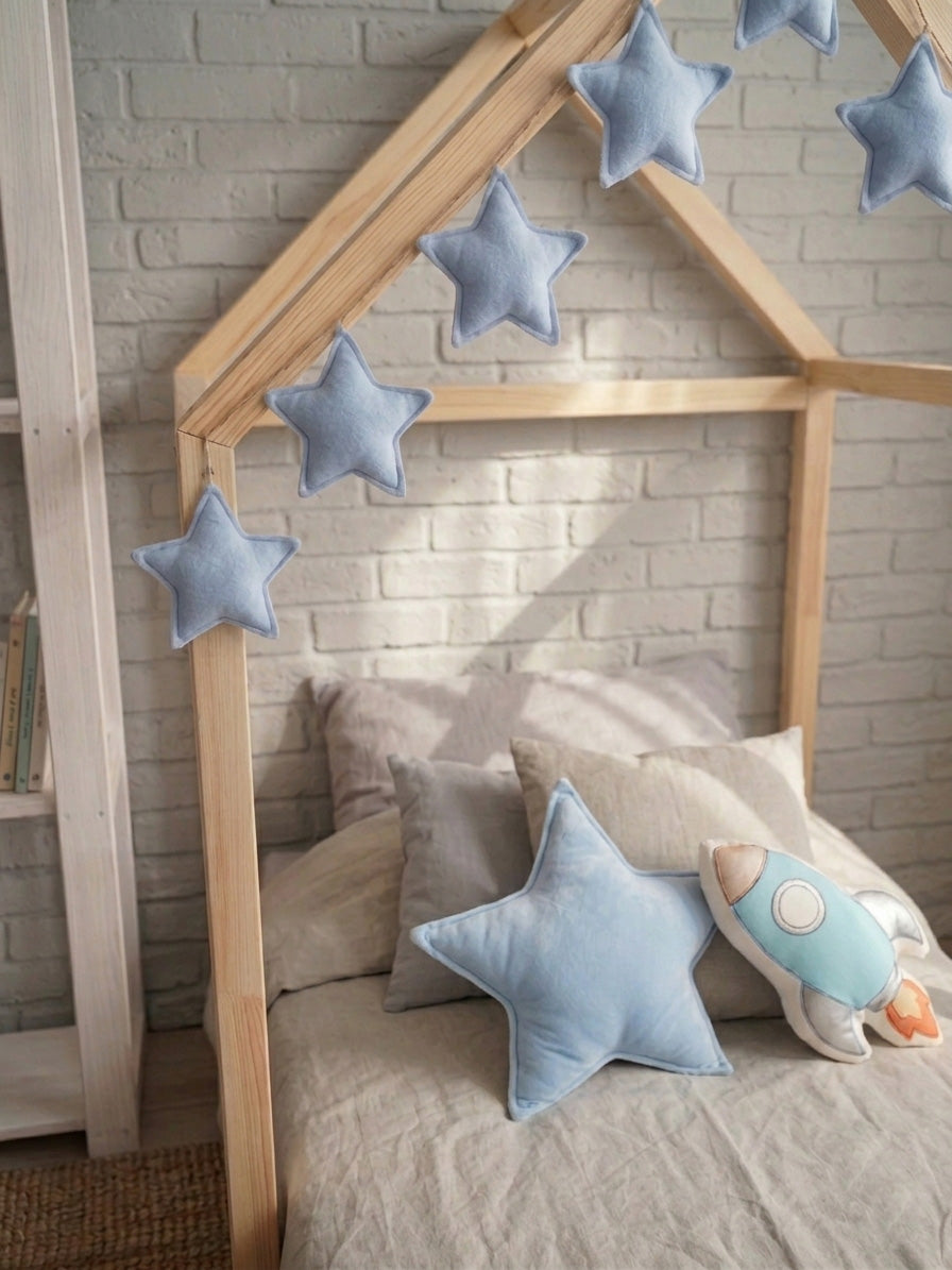 Baby Blue Star Garland